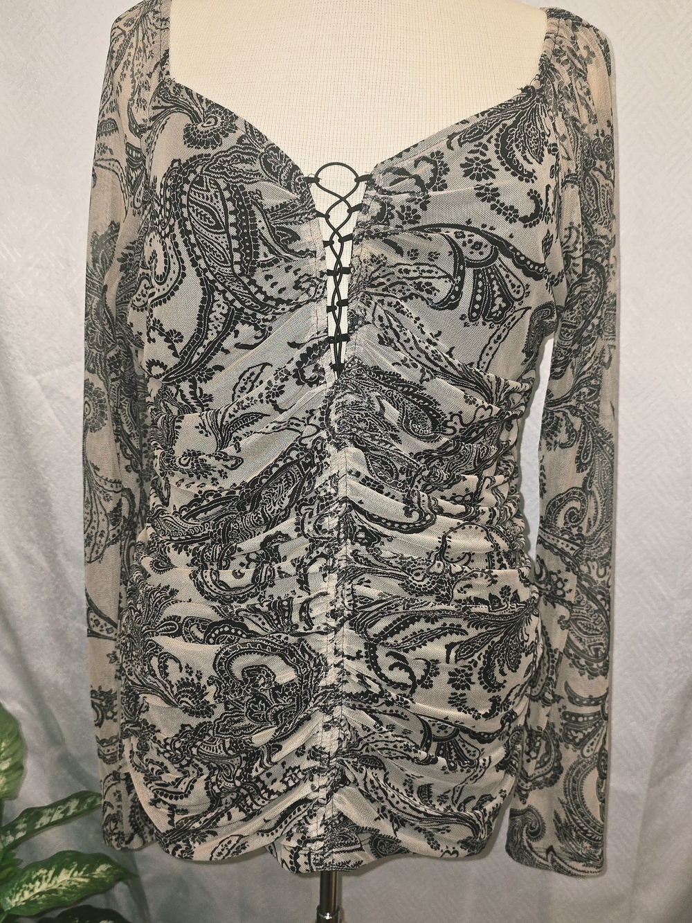 Willow And Root Soft Flattering Paisley Blouse - Black on Cream